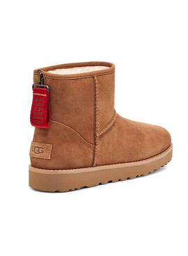 Bottes UGG Classic Mini Logo Zip Camel pour Femme