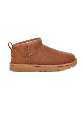 Bootss UGG W Classic Ultra Mini Marron pour Femme