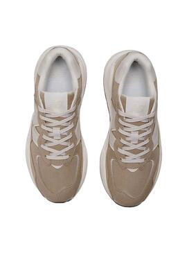 Baskets New Balance 574 Beige pour Femme