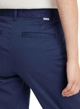 Pantalon Levis Essential Chino Bleu Marine pour Femme