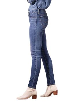 Pantalon Jeans Levis 711 Skinny Bleu pour Femme