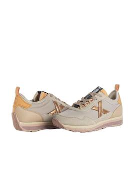 Baskets Munich Um Sky Beige pour Femme