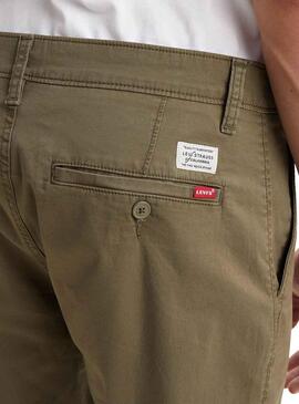 Bermudas Levis Chino Vert Olive pour Homme