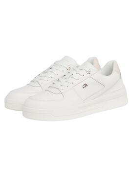 Chaussures Tommy Hilfiger Basket blanches pour femme.