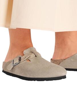 Sabots Birkenstock Boston tressés en taupe pour femme