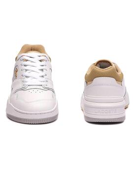 Chaussure Lacoste Lineshot blanche pour femme.