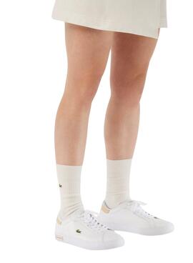 Sneakers Lacoste Powercourt Blanco Beige Mujer se traduce al francés como Baskets Lacoste Powercourt Blanc Beige Femme.