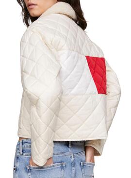 Veste Tommy Jeans Mom Classics en jean pour femme.