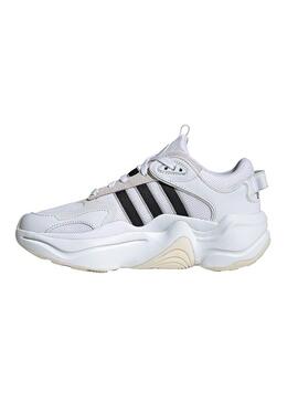 Baskets Adidas Magmur Runner Blanc Femme