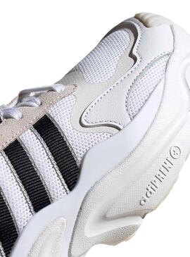 Baskets Adidas Magmur Runner Blanc Femme