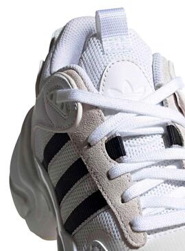 Baskets Adidas Magmur Runner Blanc Femme