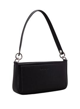Sac Calvin Klein Jeans Pouch noir pour femme