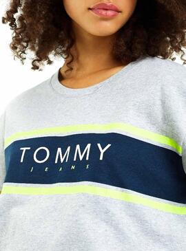 Camisesta Tommy Jeans Stripe Logo Gris Femme
