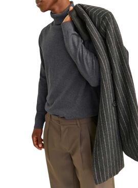 Pull à col roulé gris basique pour homme de la marque Jack and Jones.