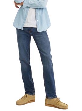 Jean Levi's 502 Taper Panda pour homme.
