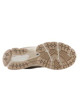 Chaussures New Balance M2002R beige pour femme