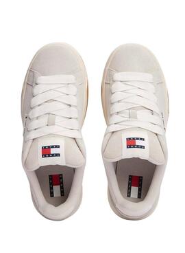 Sneakers Tommy Jeans Skate gris pour femme.