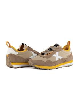 Chaussures Munich UM 84 chameau pour homme.
