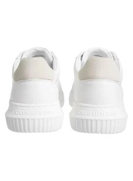 Chaussures Calvin Klein Jeans Chunky cupsole blanches pour homme.