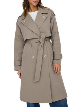 Trench Only Saga marron pour femme.