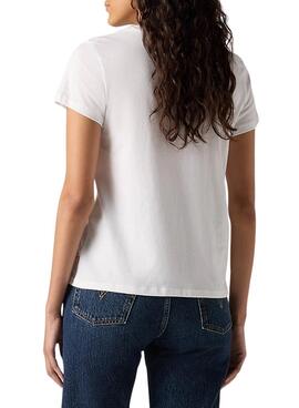 T-shirt blanche Levi's Perfect pour femme.