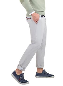 Pantalon chino Le Ganso Chino Basique gris pour homme