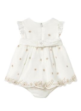 Robe blanche de cérémonie à bordure de la marque Mayoral pour bébé.