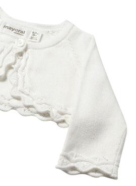 Veste blanche pour bébé de cérémonie Mayoral.
