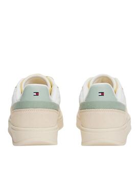 Sneakers Tommy Jeans Heritage pastel pour femme.
