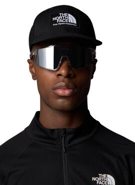 Casquette The North Face Mudder Trucker noire pour homme et femme.