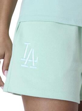 Short en vert New Era LA Dodgers Essential pour femme