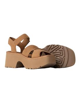 S'il vous plaît, rendez-moi simplement la traduction en français de ceci : Sandales UGG New Heights avec bride de cheville camel pour femme.