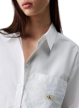 Chemise Calvin Klein Jeans Cropped blanc pour femme