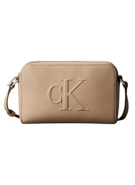 Sac Calvin Klein Jeans Sculpted Camera beige pour femme