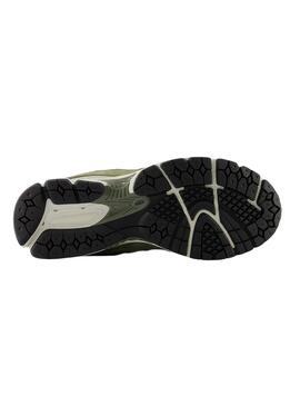 Chaussures New Balance U2002R CA vertes pour homme
