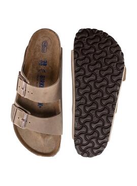 Sandales Birkenstock Arizona huilées toastées pour femmes