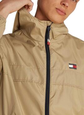 Veste Tommy Jeans Chicago Camel pour homme.