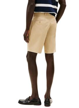 Bermudes Tommy Hilfiger Brooklyn beige pour hommes.