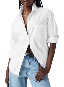 Chemise blanche Levi's Harlie pour femme.