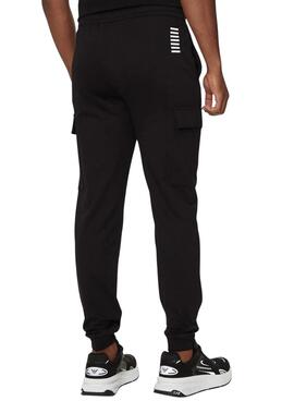 Pantalon Emporio Armani Cargo EA7 noir pour homme.