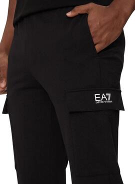 Pantalon Emporio Armani Cargo EA7 noir pour homme.