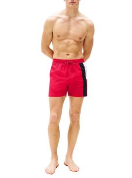 Maillot de bain Tommy Hilfiger tricolore rouge pour homme.