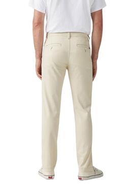 Pantalon Levi's XX Chino Standard Taper beige pour homme.