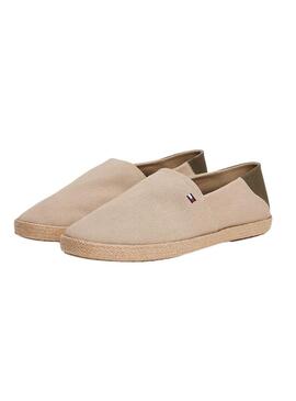 Espadrilles beige Tommy Hilfiger pour homme.