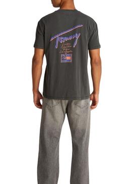 T-shirt Tommy Jeans anthracite délavé pour homme.