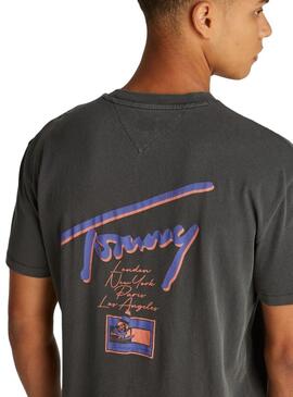 T-shirt Tommy Jeans anthracite délavé pour homme.