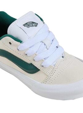 S'il vous plaît, donnez-moi juste la traduction en français de ceci : Baskets Vans Old Skool rétro beige et vert.