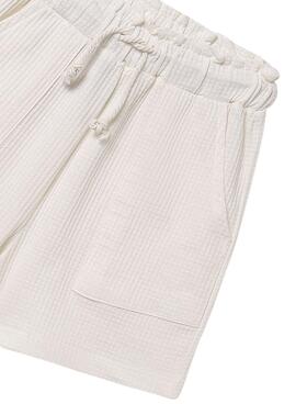 Short en tricot beige Mayoral pour fille.