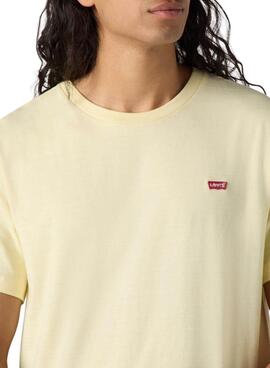 T-shirt Levi's basique jaune pour homme.