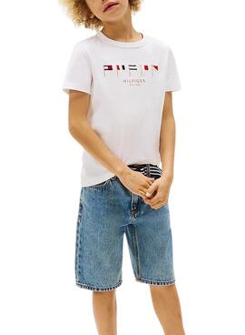 T-shirt Tommy Hilfiger MultiFlag blanc pour enfant.